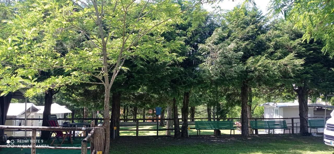Parco Vacanze Bracchetto Vetta Hotel Carrodano Inferiore Buitenkant foto