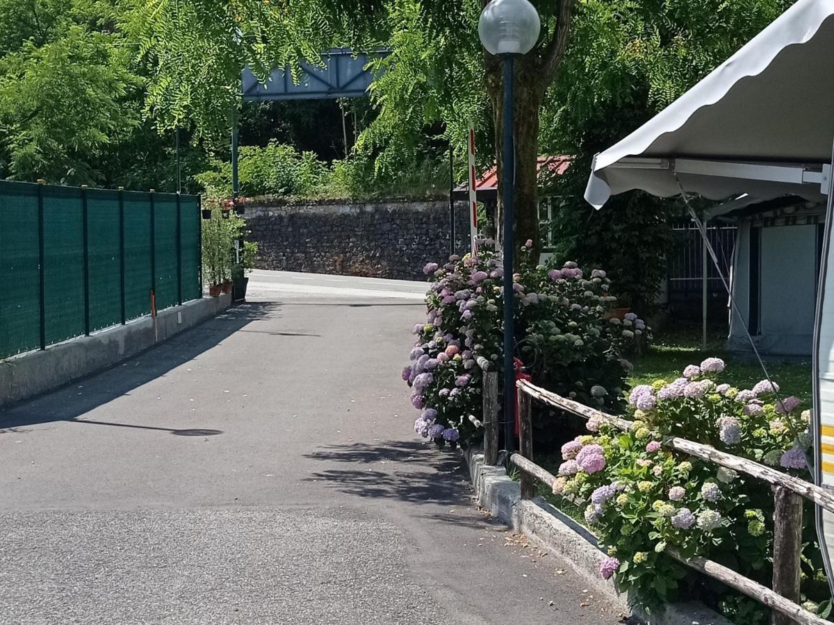 Parco Vacanze Bracchetto Vetta Hotel Carrodano Inferiore Buitenkant foto