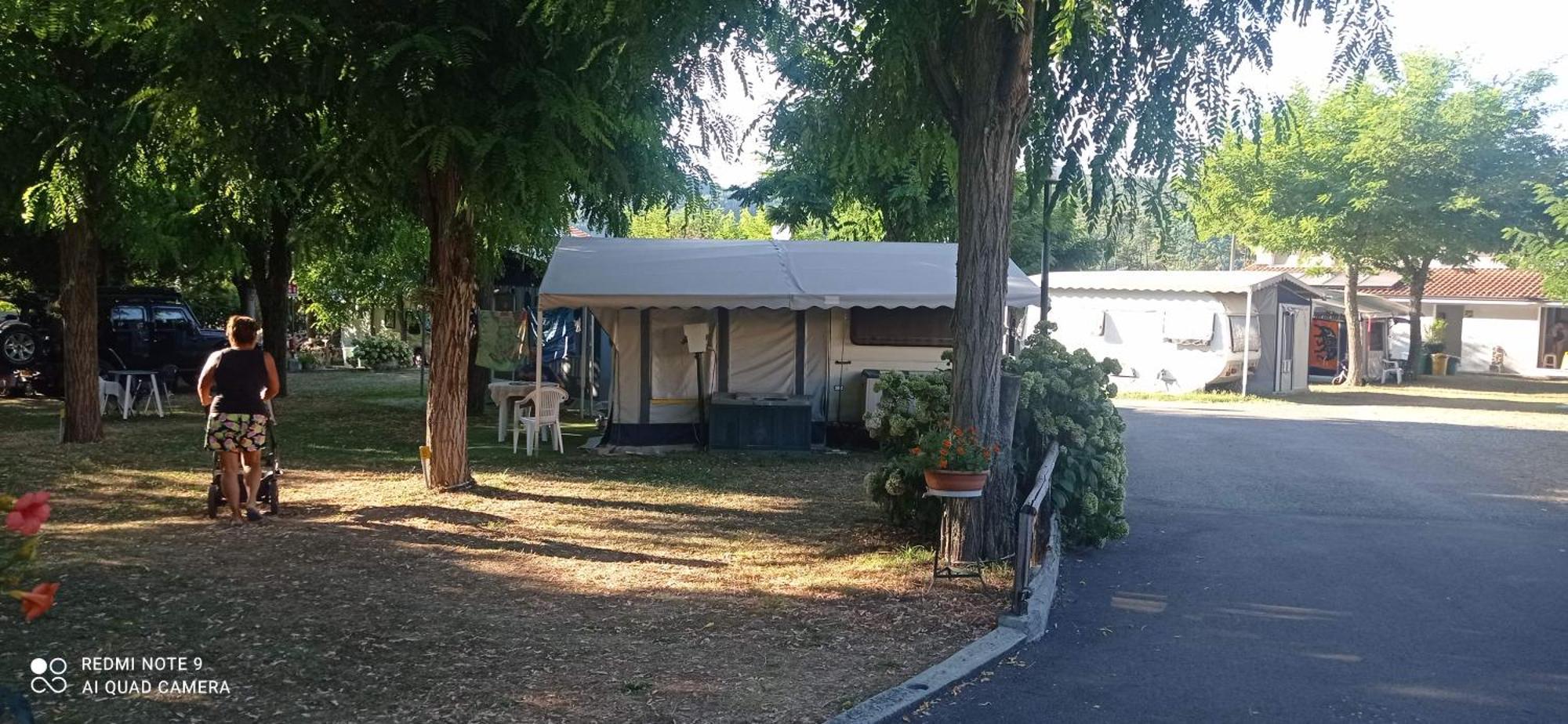 Parco Vacanze Bracchetto Vetta Hotel Carrodano Inferiore Buitenkant foto